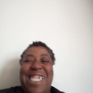 Meet your Posher, Elisia lovern